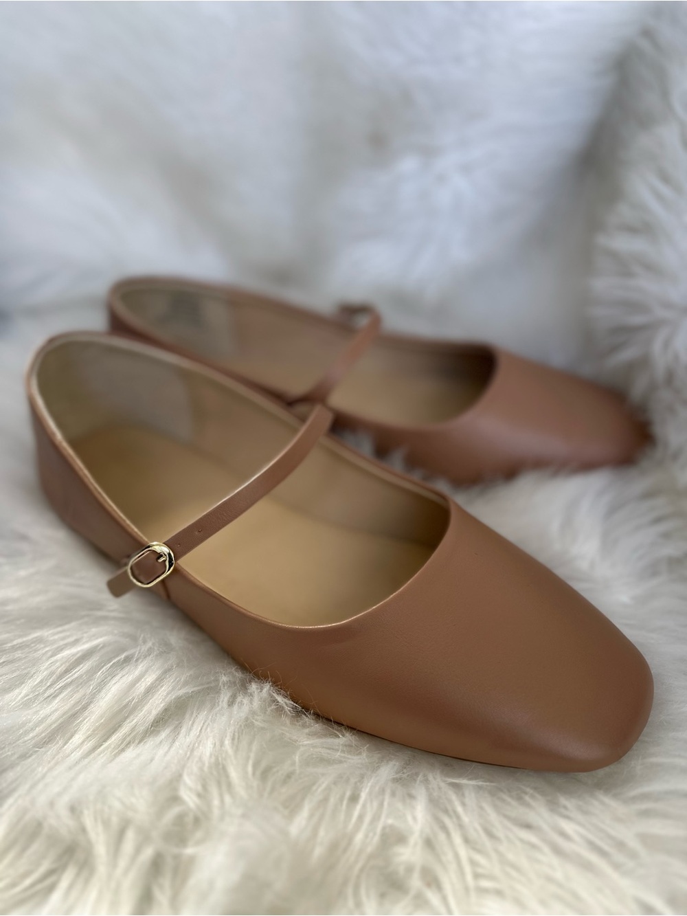 Banana Republic Women's Tan Mary Jane Flats with Buckle Strap